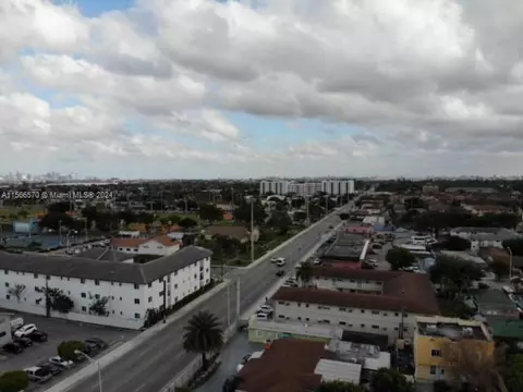 360 E 8th St, Hialeah, FL 33010 photo 8