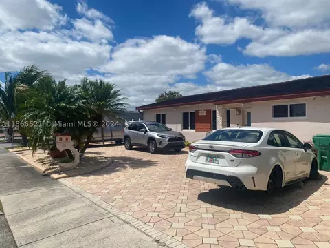 60 SW 69th Ave, Miami, FL 33144