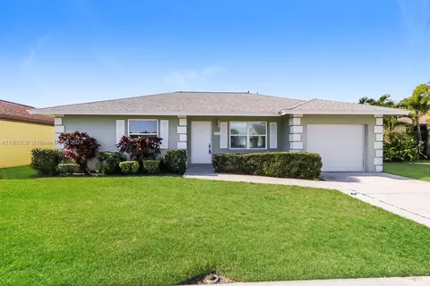 132 Stillwater Cir, Jupiter, FL 33458