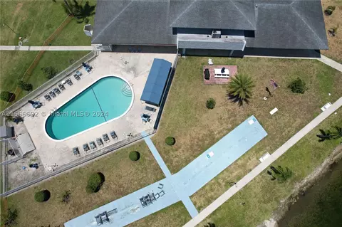 2300 Park Ln #306, Hollywood, FL 33021