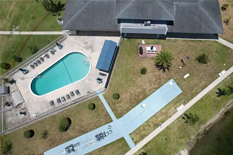 2300 Park Ln #306, Hollywood, FL 33021