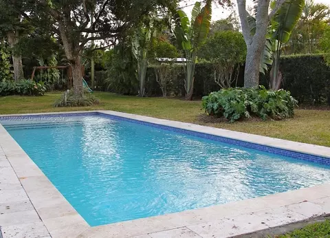 Exterior - 9840 SW 73rd Ave, Pinecrest, FL 33156 photo 2 of 4