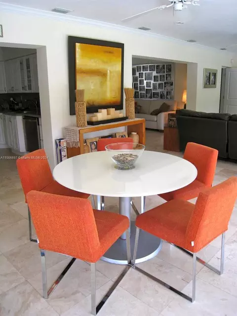 Dining - 9840 SW 73rd Ave, Pinecrest, FL 33156 photo 1 of 2
