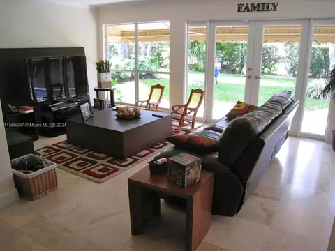 Living - 9840 SW 73rd Ave, Pinecrest, FL 33156 photo 2 of 2