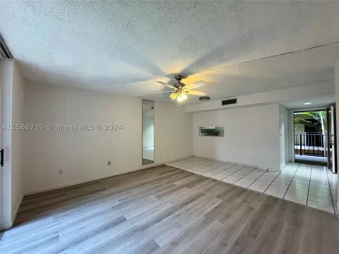 8615 NW 8th St #210, Miami, FL 33126