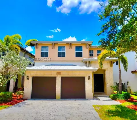 10464 NW 70 Ln, Doral, FL 33178
