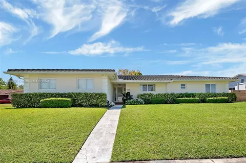 9300 SW 77th St, Miami, FL 33173