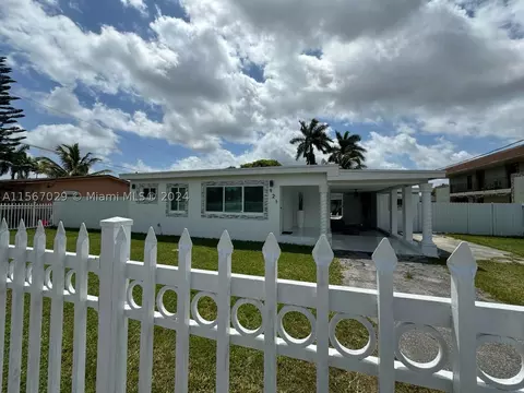 921 SW 1st St, Florida City, FL 33034