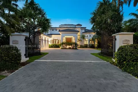 310 S S Pkwy, Golden Beach, FL 33160
