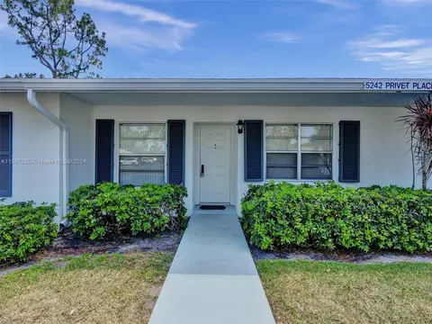 5242 Privet Pl #B, Delray Beach, FL 33484