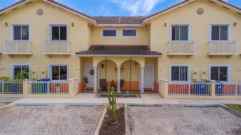 7412 NW 178th St #7412, Hialeah, FL 33015