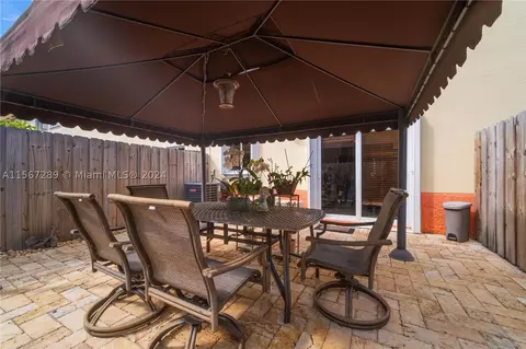 7412 NW 178th St #7412, Hialeah, FL 33015 photo 22