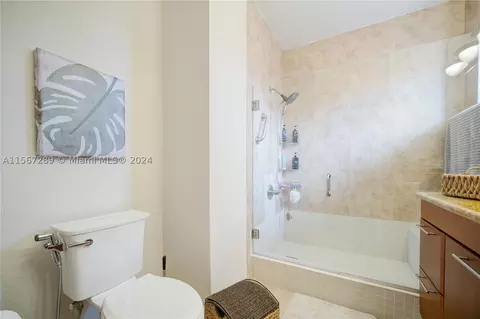 7412 NW 178th St #7412, Hialeah, FL 33015 photo 19
