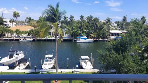 1731 SE 15th St #415, Fort Lauderdale, FL 33316