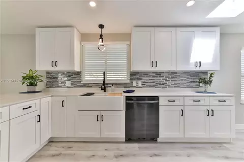 508 Halyard Cir, Edgewater, FL 32141 photo 21