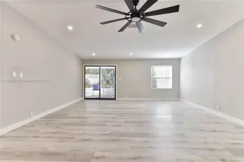 508 Halyard Cir, Edgewater, FL 32141 photo 12