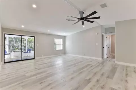 508 Halyard Cir, Edgewater, FL 32141 photo 13