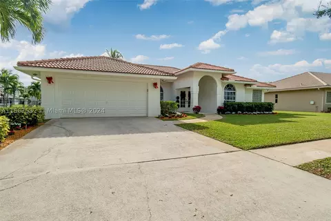 144 Cypress Trce, Royal Palm Beach, FL 33411