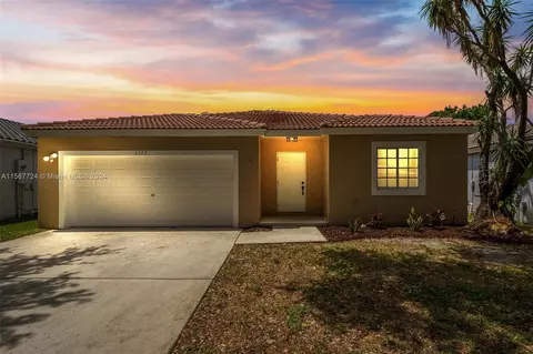 2372 SW 102nd Ave, Miramar, FL 33025