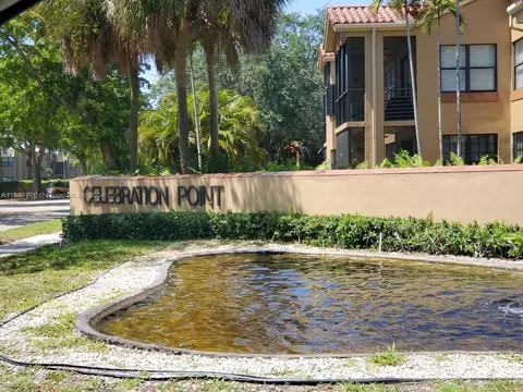 15555 N Miami Lakeway N #208-18, Miami Lakes, FL 33014