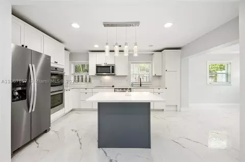 1665 SW 28th Ter, Fort Lauderdale, FL 33312