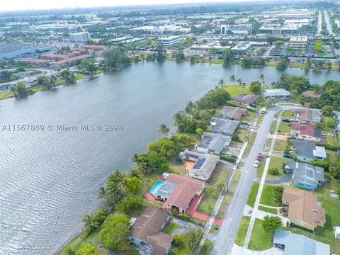 17101 NW 16th Ave, Miami Gardens, FL 33169