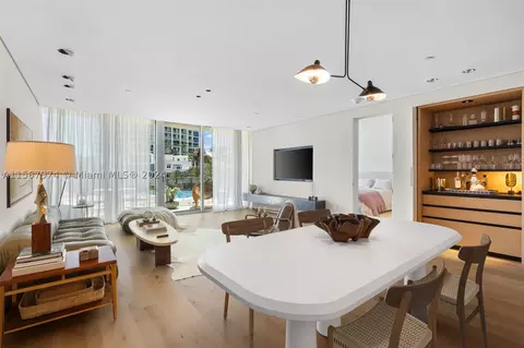 1 Collins Ave #302, Miami Beach, FL 33139