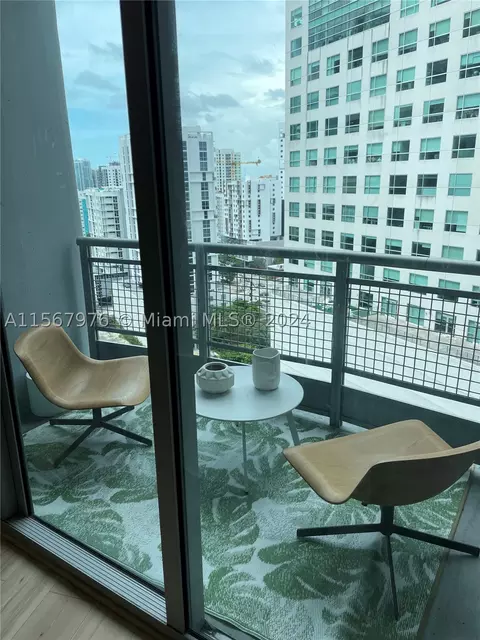 690 SW 1st Ct #2027, Miami, FL 33130