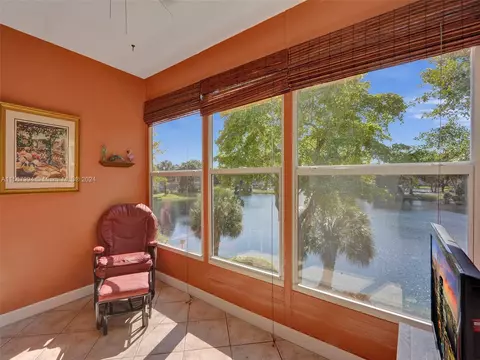 3531 NW 50th Ave #506, Lauderdale Lakes, FL 33319