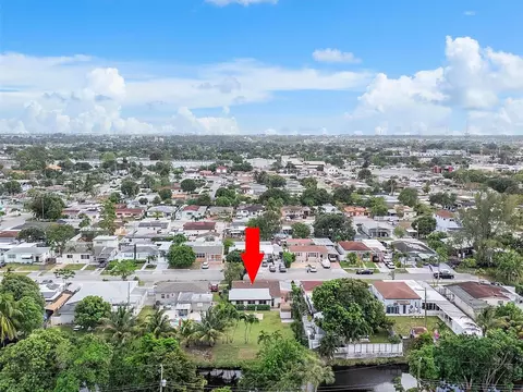View/Area - 151 E 52nd Pl, Hialeah, FL 33013 photo 2 of 8