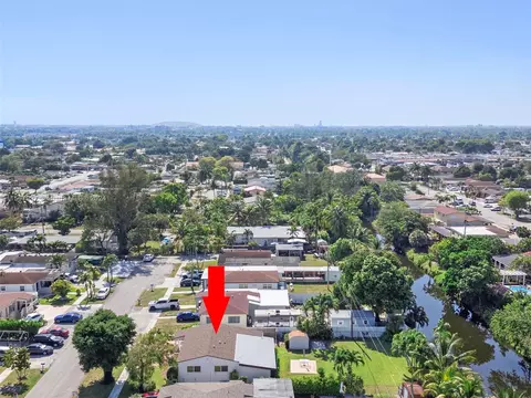 View/Area - 151 E 52nd Pl, Hialeah, FL 33013 photo 6 of 8