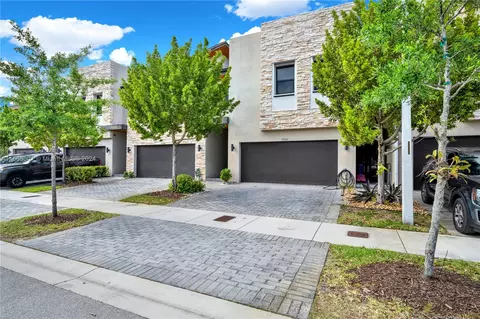 10561 NW 81st St #10561, Doral, FL 33178