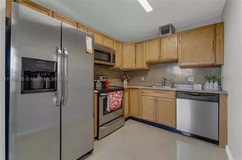 13250 SW 4th Ct #417G, Pembroke Pines, FL 33027