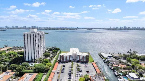 1700 NE 105th St #303, Miami Shores, FL 33138
