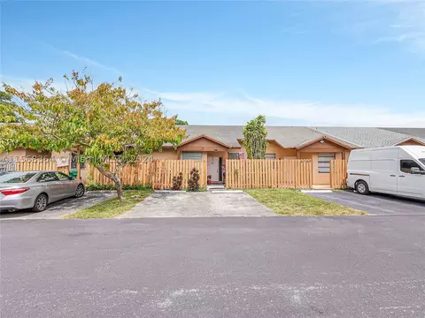 6773 NW 186th Ter #6773, Hialeah, FL 33015