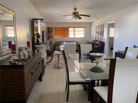 2836 Fillmore St #32, Hollywood, FL 33020