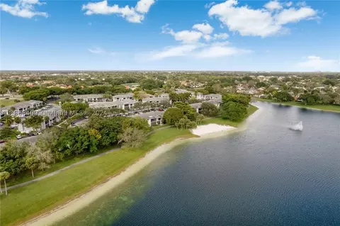 9701 Hammocks Blvd #108A, Miami, FL 33196