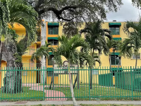 606 W 81st #305, Hialeah, FL 33014