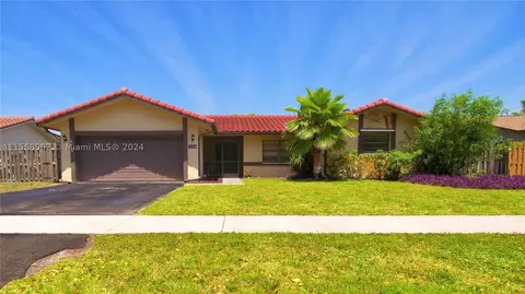 11350 SW 59th Ct, Cooper City, FL 33330