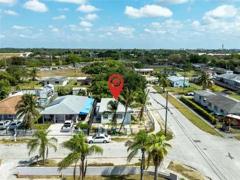 11501 SW 215th St, Miami, FL 33189
