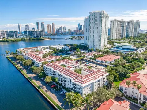 3215 NE 184th St #14104, Aventura, FL 33160