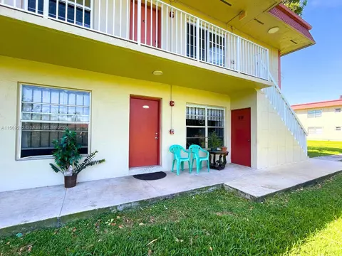 Undisclosed, Miami, FL 33175