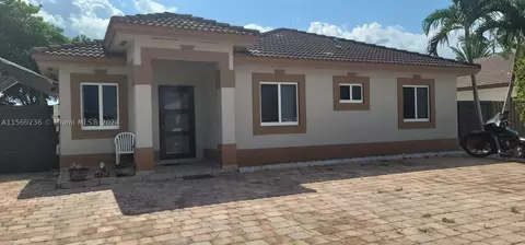 706 SE 14th Pl, Homestead, FL 33033