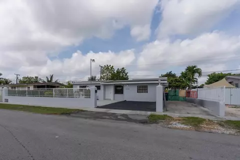 28530 SW 143rd Ct, Homestead, FL 33033
