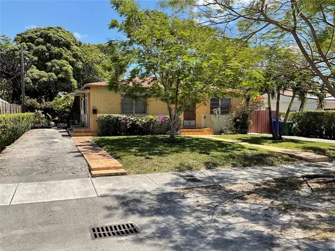 235 NW 45th Ave, Miami, FL 33126