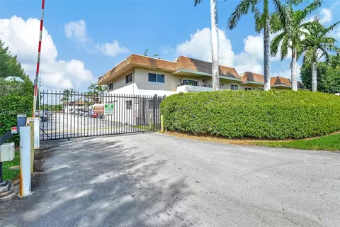 14500 SW 88th Ave #226, Palmetto Bay, FL 33176