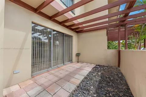 4918 Sheridan St #3, Hollywood, FL 33021