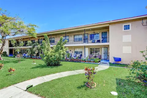 Exterior - 291 E 4th Ave #3, Hialeah, FL 33010 photo 5 of 8