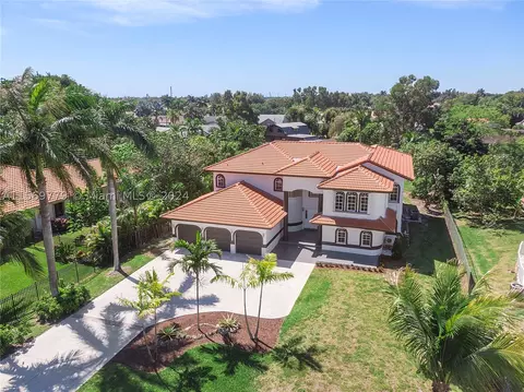 11400 NW 28th Ct, Plantation, FL 33323