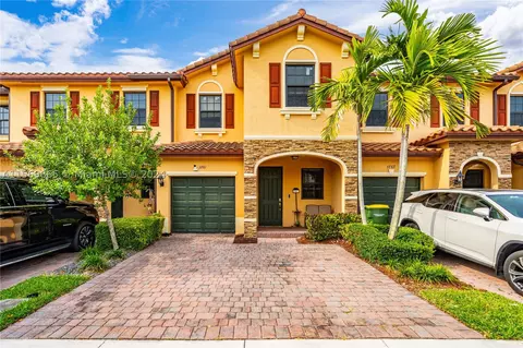 3761 SE 3rd Ct, Homestead, FL 33033